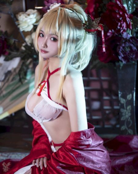 三个巴伐利亚女孩游巴黎_完整版电影在线观看